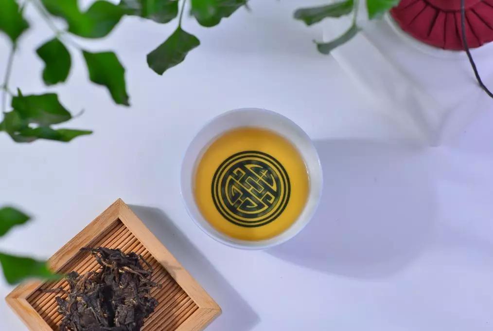 喝了普洱拉肚子怎么回事,喝了熟普洱茶老是拉肚子