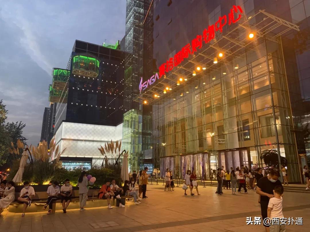 西安一个小网红,西安一个高高瘦瘦的网红