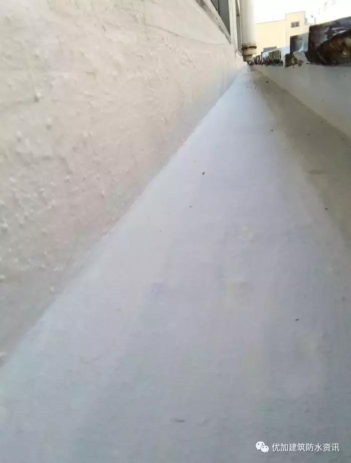 金属水槽渗水怎么补救,水槽底下接口漏水怎么补救