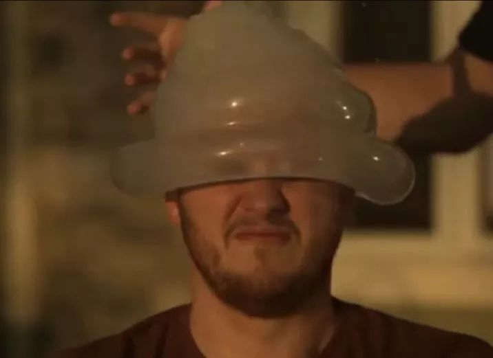 套薄的好还是厚的好,套厚的好还是薄的好