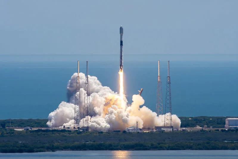 spacex星链对未来通信影响,spacex星链下行速率突破100