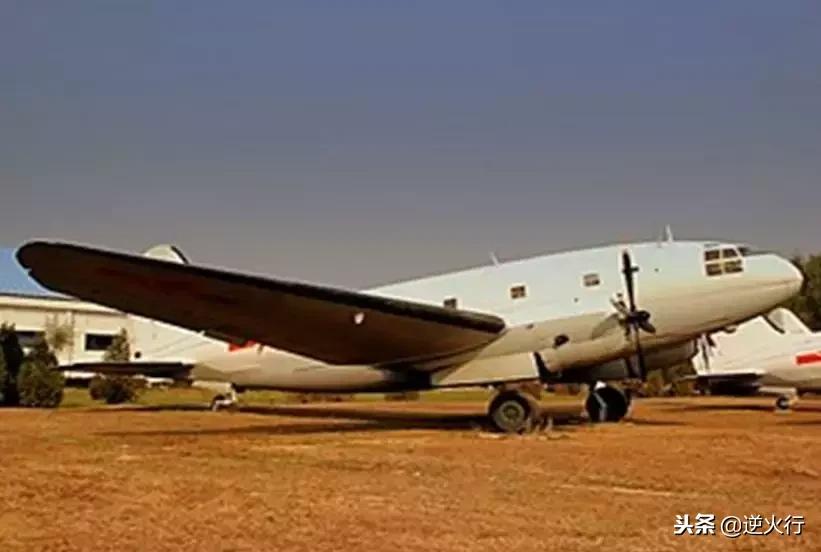 英国人你们听着，你们再不投降，包围你们的日军就要饿死了