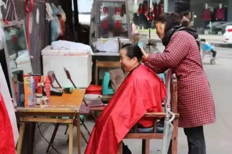 内江金街摊摊面,再见了内江的网红夜市