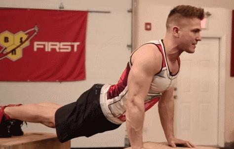 五种俯卧撑瞬间提高力量,5种超级俯卧撑