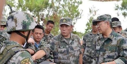 “陆军中将”秦卫江，身为东部战区副司令员，享受什么待遇？