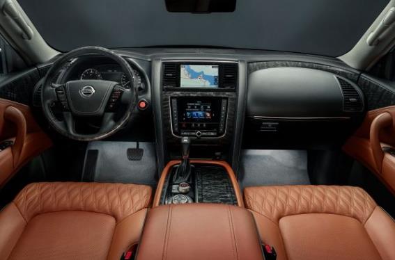 新款日产途乐中东版海外实车内饰,日产途乐y61中东版