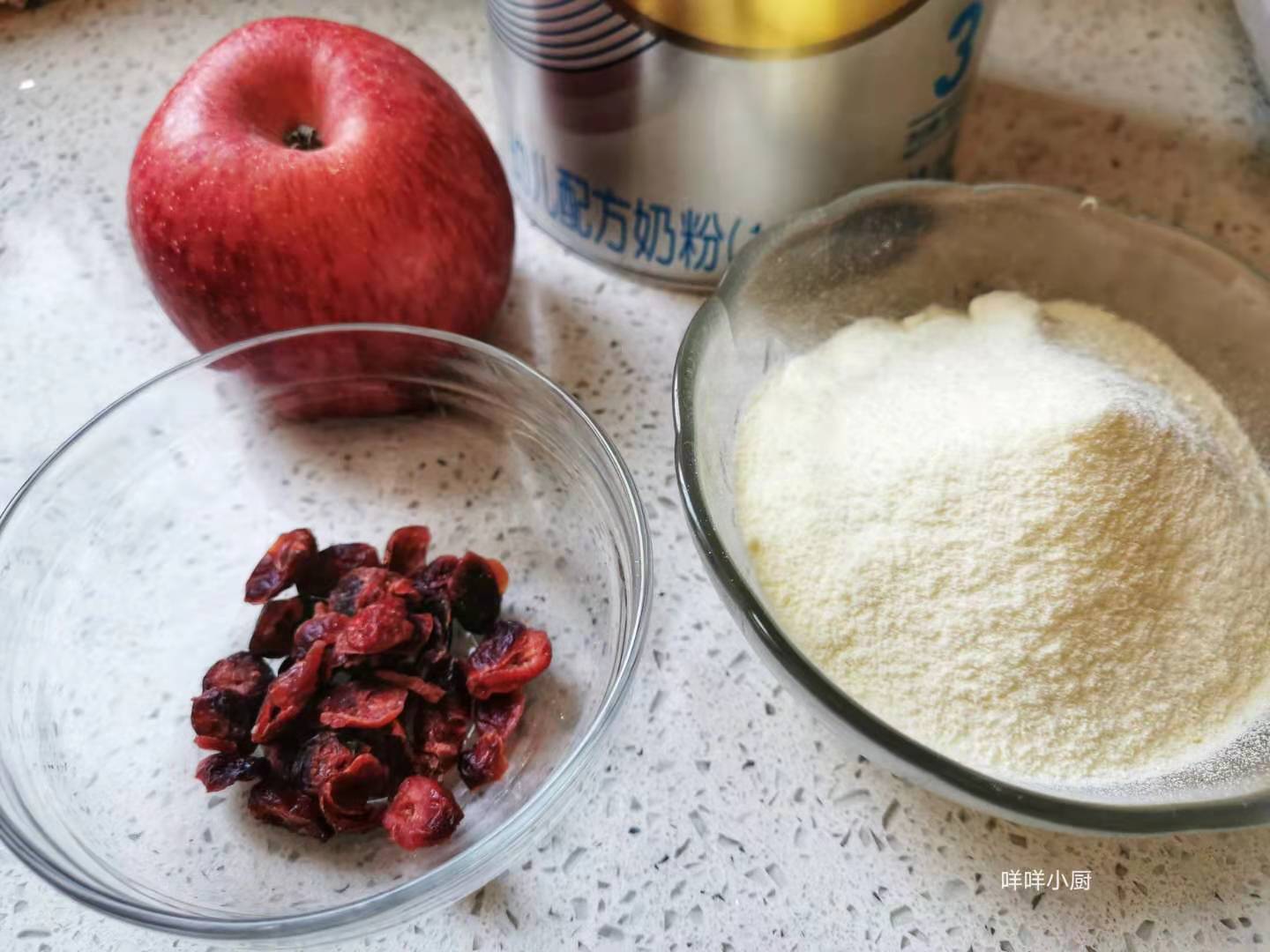 奶粉可以做什么好吃的简单小零食,宝宝吃不完的奶粉可以拿来做什么