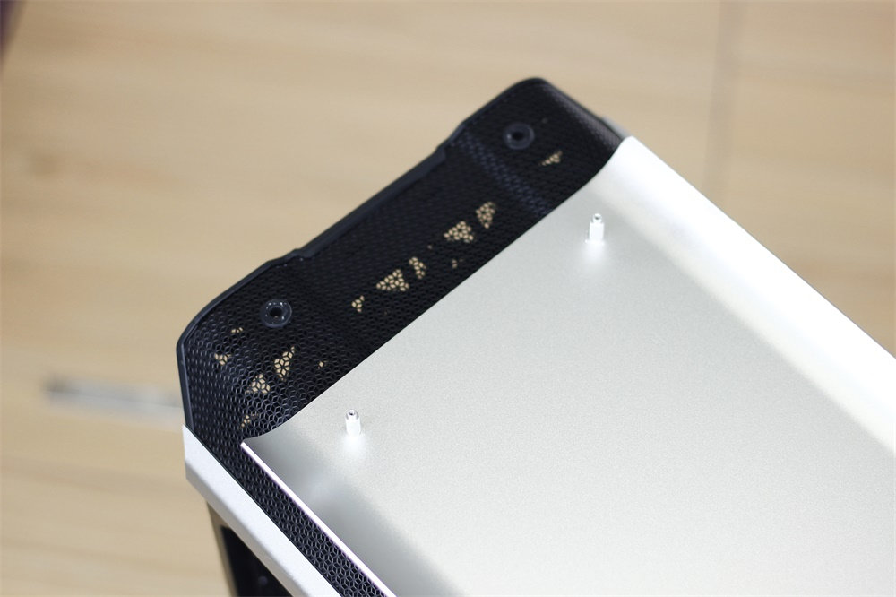 索泰rtx2080ti-xgamingoc拆解,索泰2080ti装机