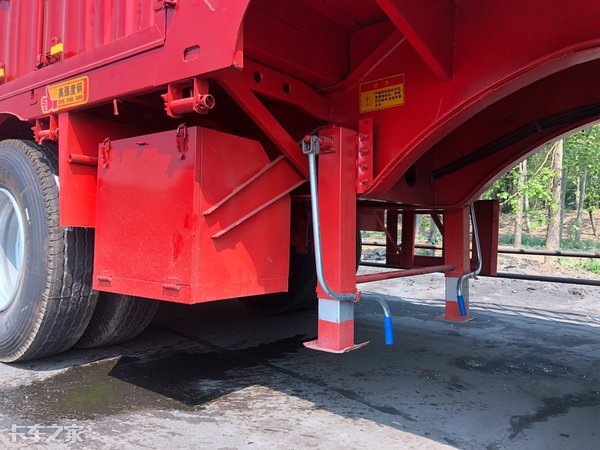 陕汽m3000s载货车9.6米,陕汽m3000自重多少吨