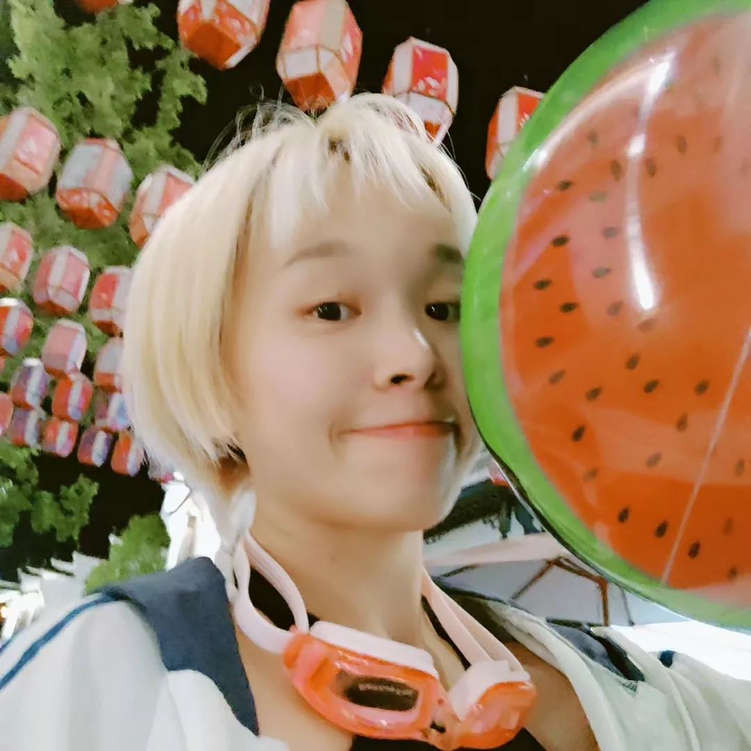 可爱的橘猫插画,一组可爱的治愈系猫咪插画