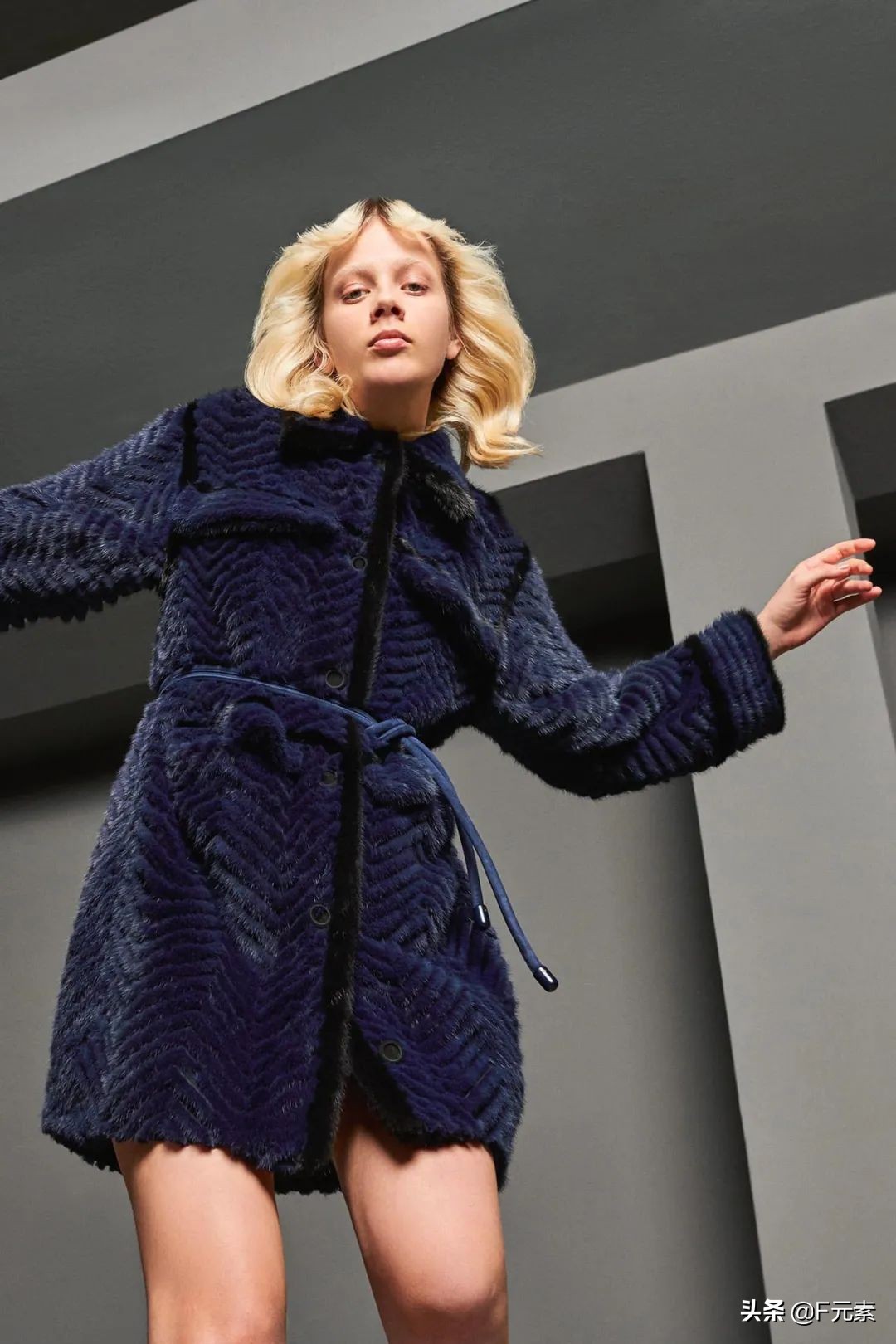 fendi皮草,用皮草记录时代fendi2020秋冬发布