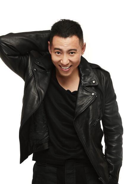 女星阿斯茹悲壮的爱情宣言：要是你瘫痪了，我就做你的双腿