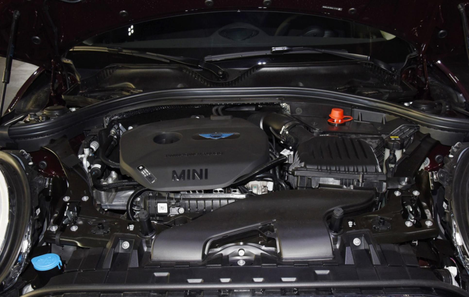 为什么三缸mini比1系贵,同样是三缸车为何没人骂