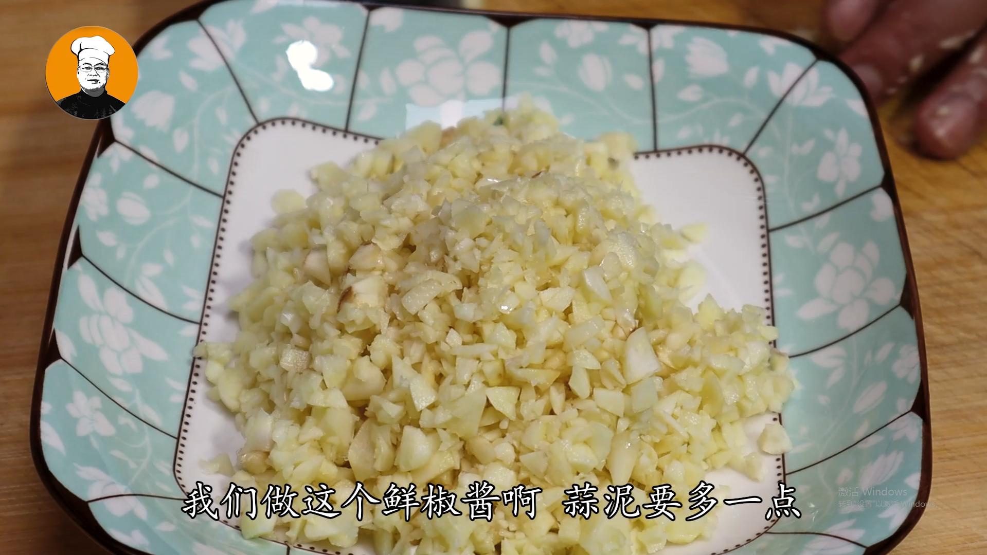 吃不完的新鲜红辣椒怎么做剁椒,吃不完的辣椒这样做好吃下饭