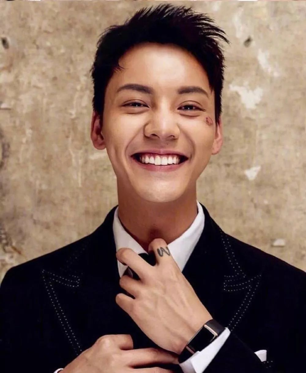 野狼disco陈伟霆张艺兴2019年完整版,野狼disco很土吗