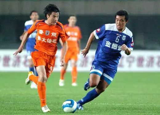 五大联赛单场进球纪录,国内职业联赛连续多场进球纪录