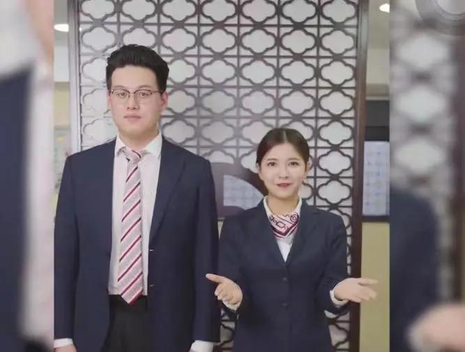 「行情」五大行行服PK哪家强，谁是你心中的最美行服？