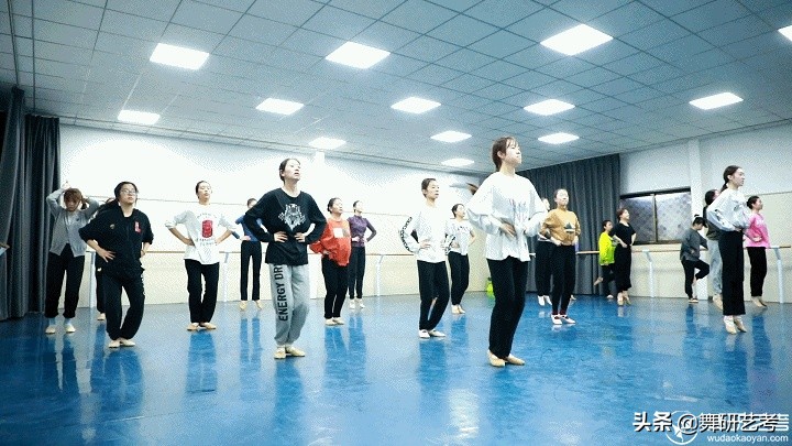 舞蹈技巧大跳教学视频,大跳舞蹈技巧