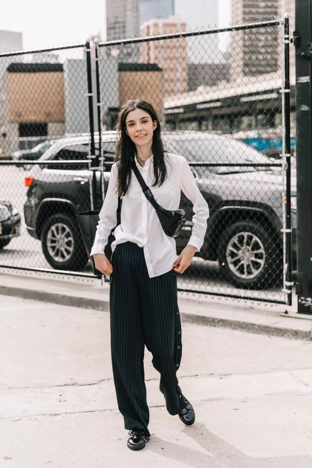 衣角正确的塞法,塞衣角最好看的方法