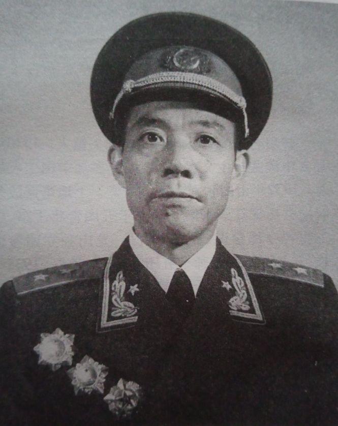 55年授衔时*共中**方面全国政协主席、副主席、常委的职级与工资