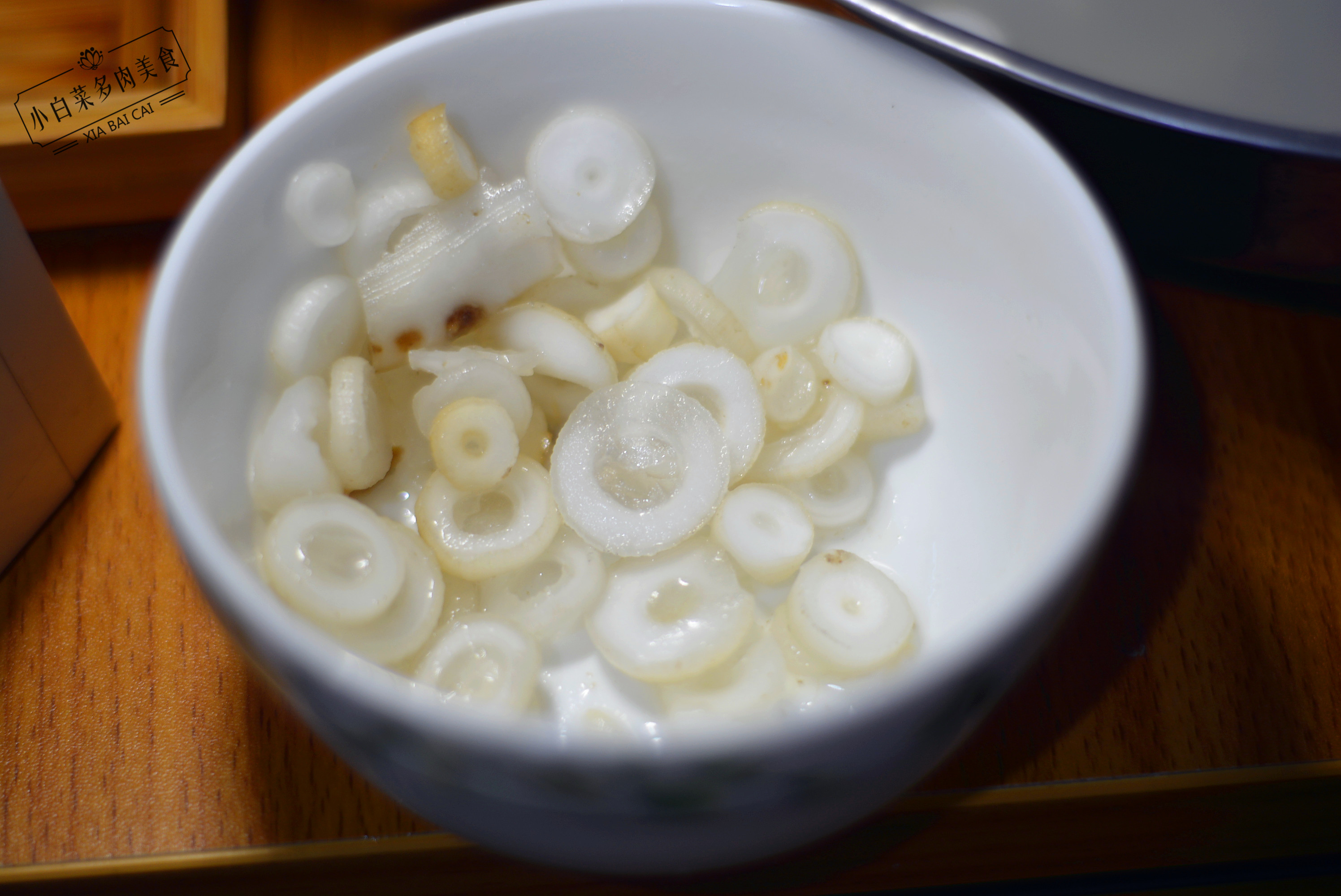 婆婆花5元钱给我买早餐,婆婆花了20块钱煮的水煮鱼