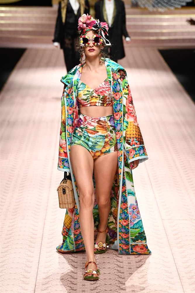 藤编包哪个颜色好看,藤编包最新款