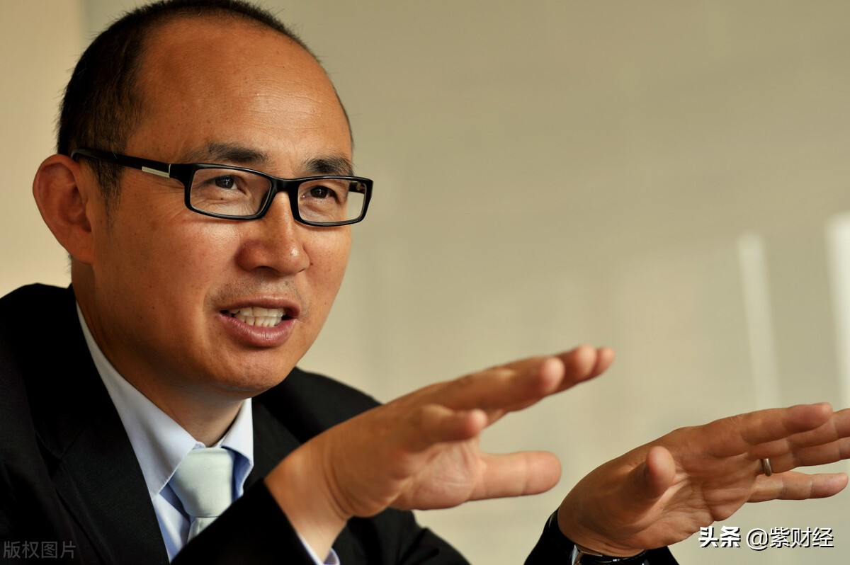 效仿李嘉诚看空中国,拥抱英美澳!“潘跑跑”能跑掉吗?