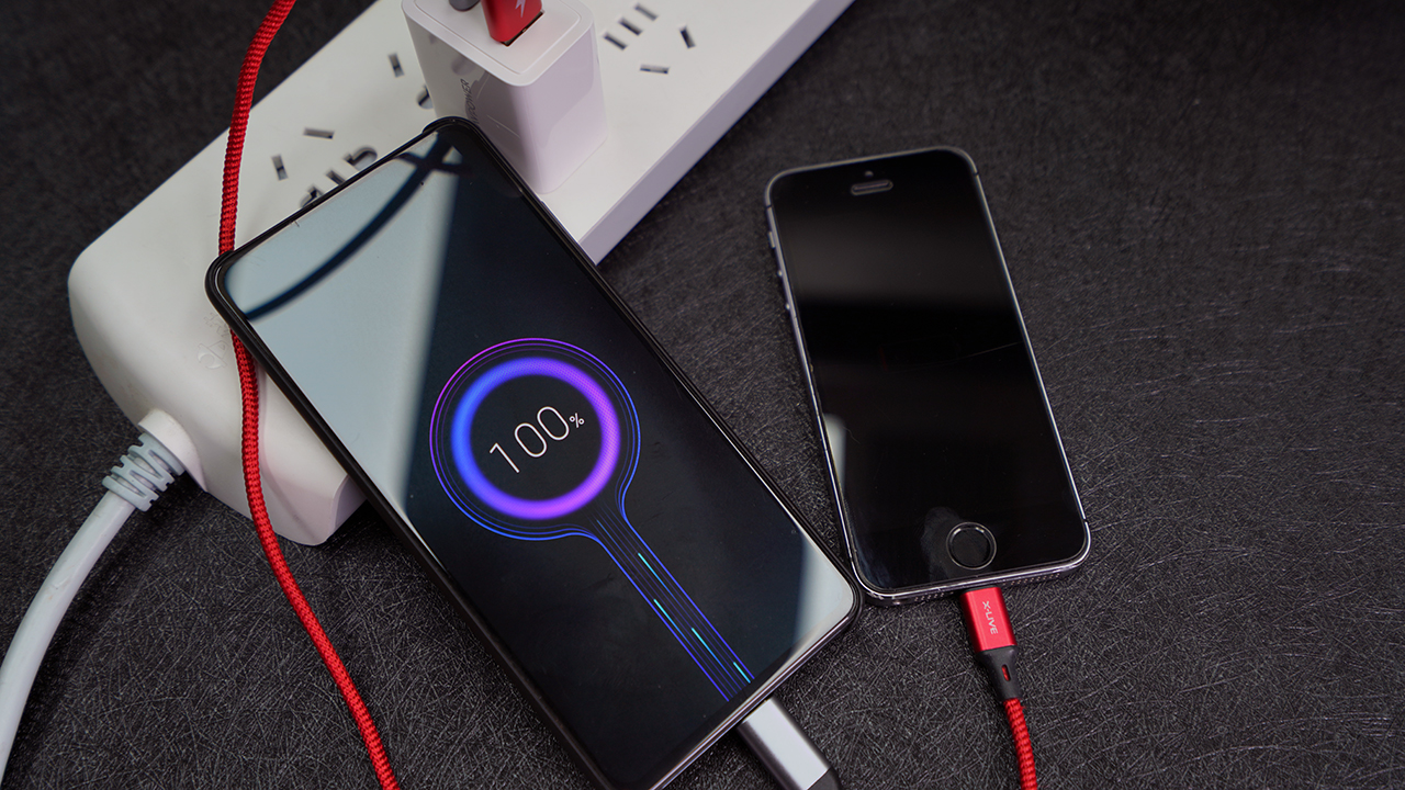 iphonexsmax快充18w,iphone18w和20w的快充有区别吗