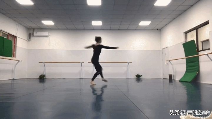 只有内心强大了才能冲破一切阻碍,只有自己内心强大才能不被伤害