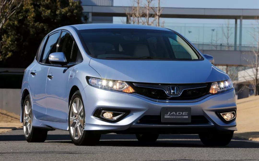 恭喜这几台车的车主，你们的车绝版了