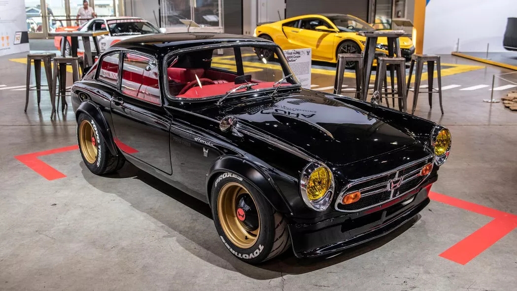 吴彦祖戴墨镜开跑车,吴彦祖开跑车的视频