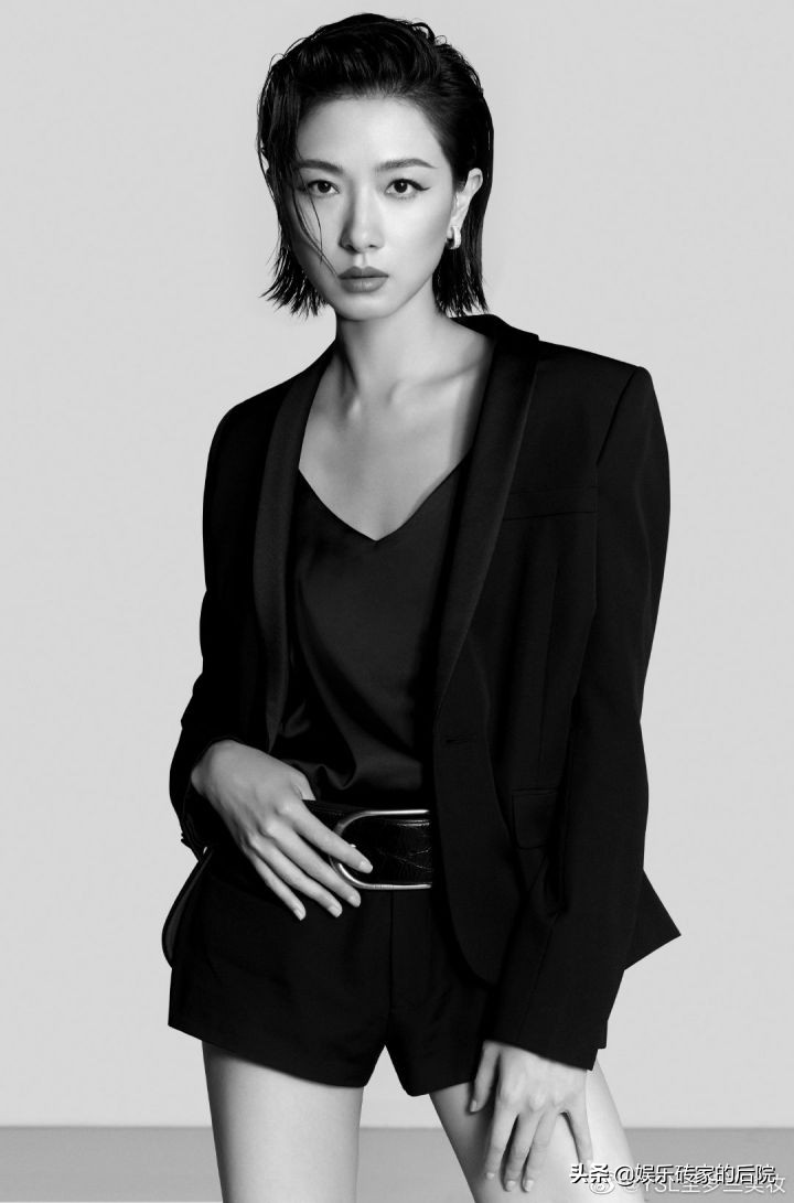 万茜甩锅程序员，惨遭“打脸”？这一巴掌究竟打在谁的脸上？