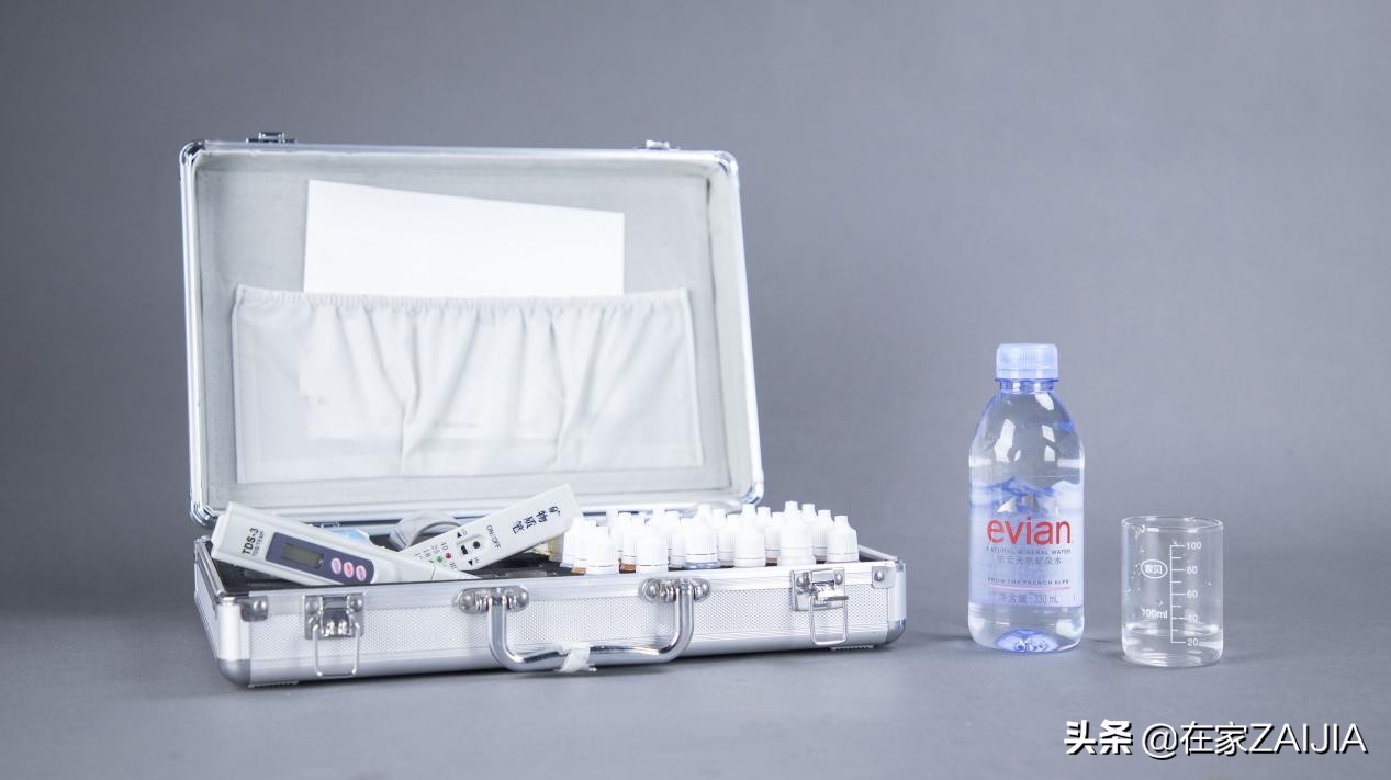 依云水真的含锶吗,依云水口感怎么样