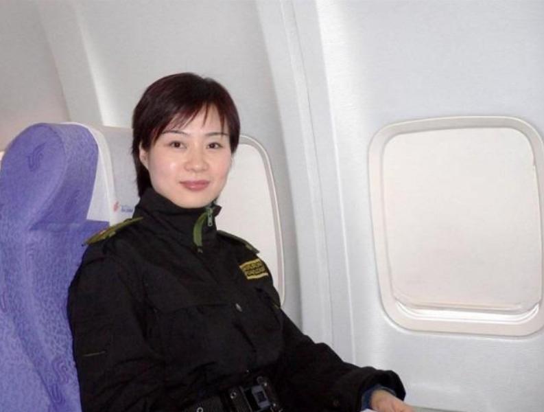 雷敏毛里求斯纪录片,中国警花雷敏是哪里人