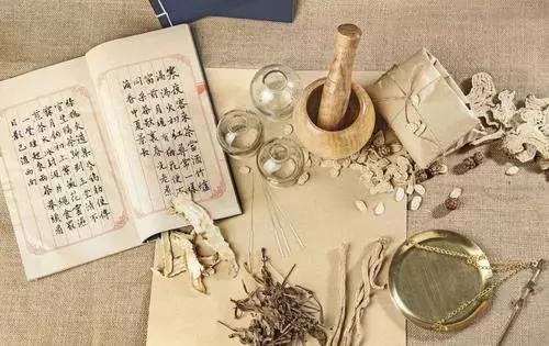 帛书版道德经第四十二章译文,道德经第四十二章英文译文