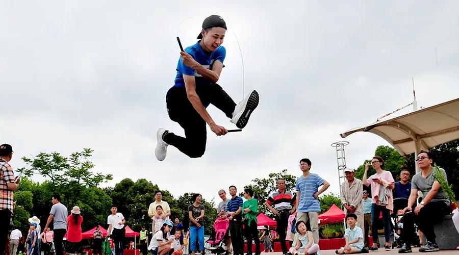 湘潭伢子刘冬奥，“跳绳王子”的“花样”人生