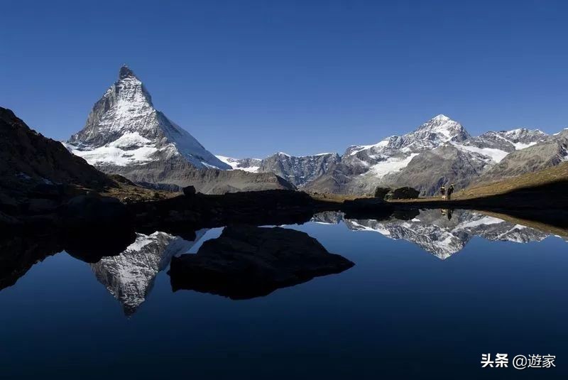 瑞士人竟然这么爱喝,拥有是世界遗产的葡萄园,作业还在靠手工