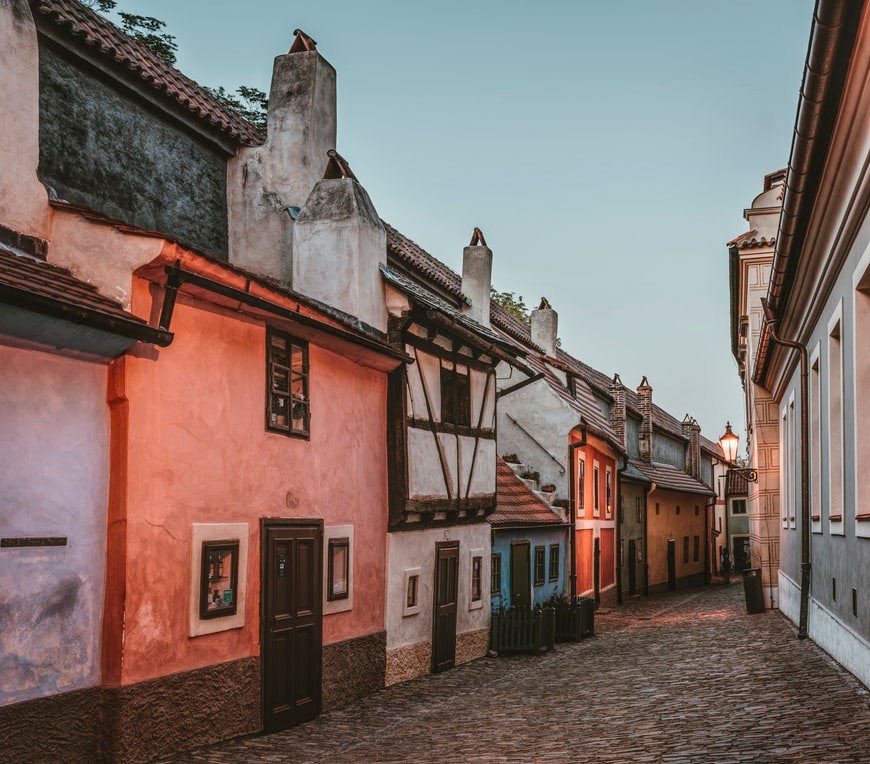 从拼多多到小红书:上海的新消费矩阵