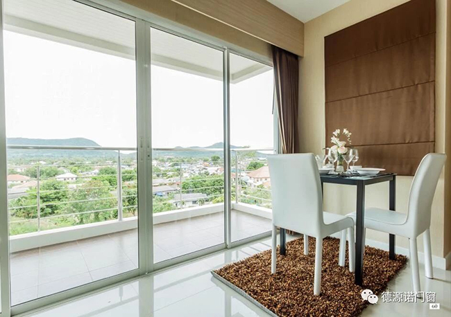 距离写意生活,是否还差一扇德源诺落地窗?