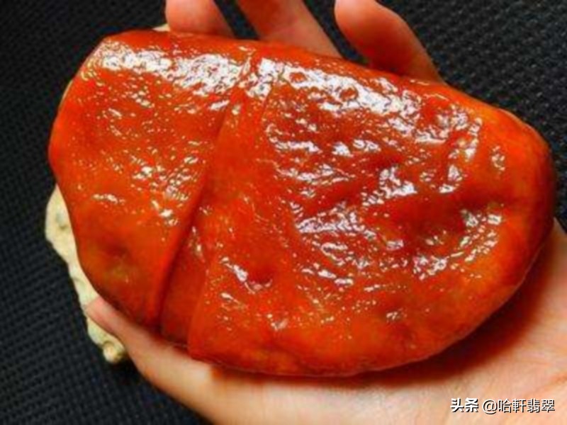 火烧的红翡颜色会发暗吗,怎么区别火烧红翡与天然红翡