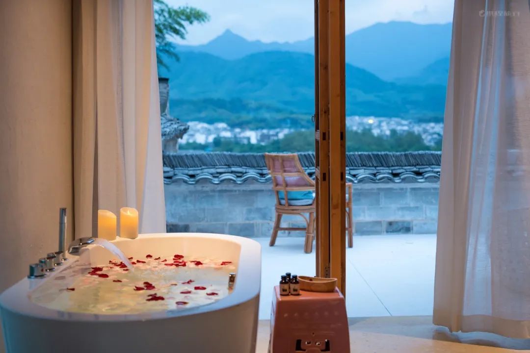 黄山碧桂园凤凰酒店附近民宿,黄山鹿鸣谷温泉度假民宿门票