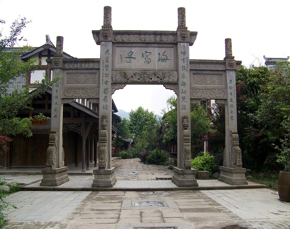 成都周边旅游人气最旺的十大古镇,成都附近的古镇最值得去的是哪个