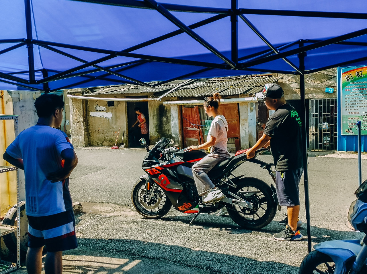 黄龙600这款摩托车到底怎么样,适合新手的黄龙600四缸摩托车