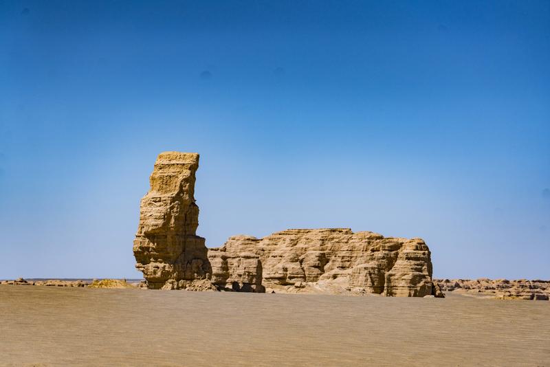 涓夊ぉ涓濈桓涔嬭矾鏃呮父鏀荤暐,涓夊ぉ绌胯秺鍖楃枂1000鍏噷