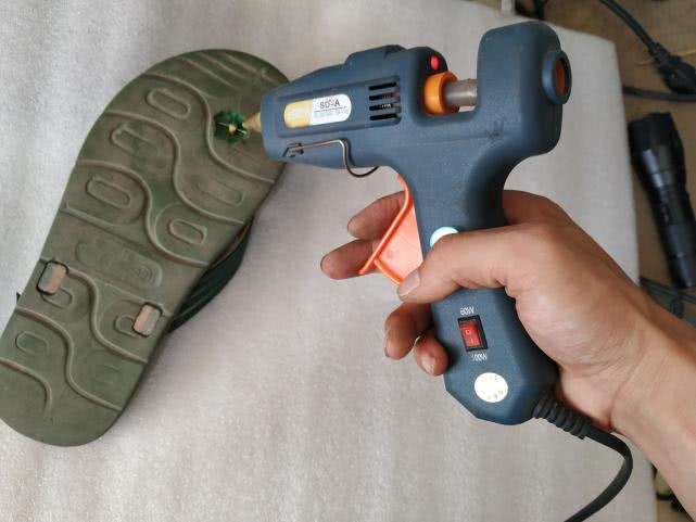 人字拖可拆卸,高档人字拖修理技巧