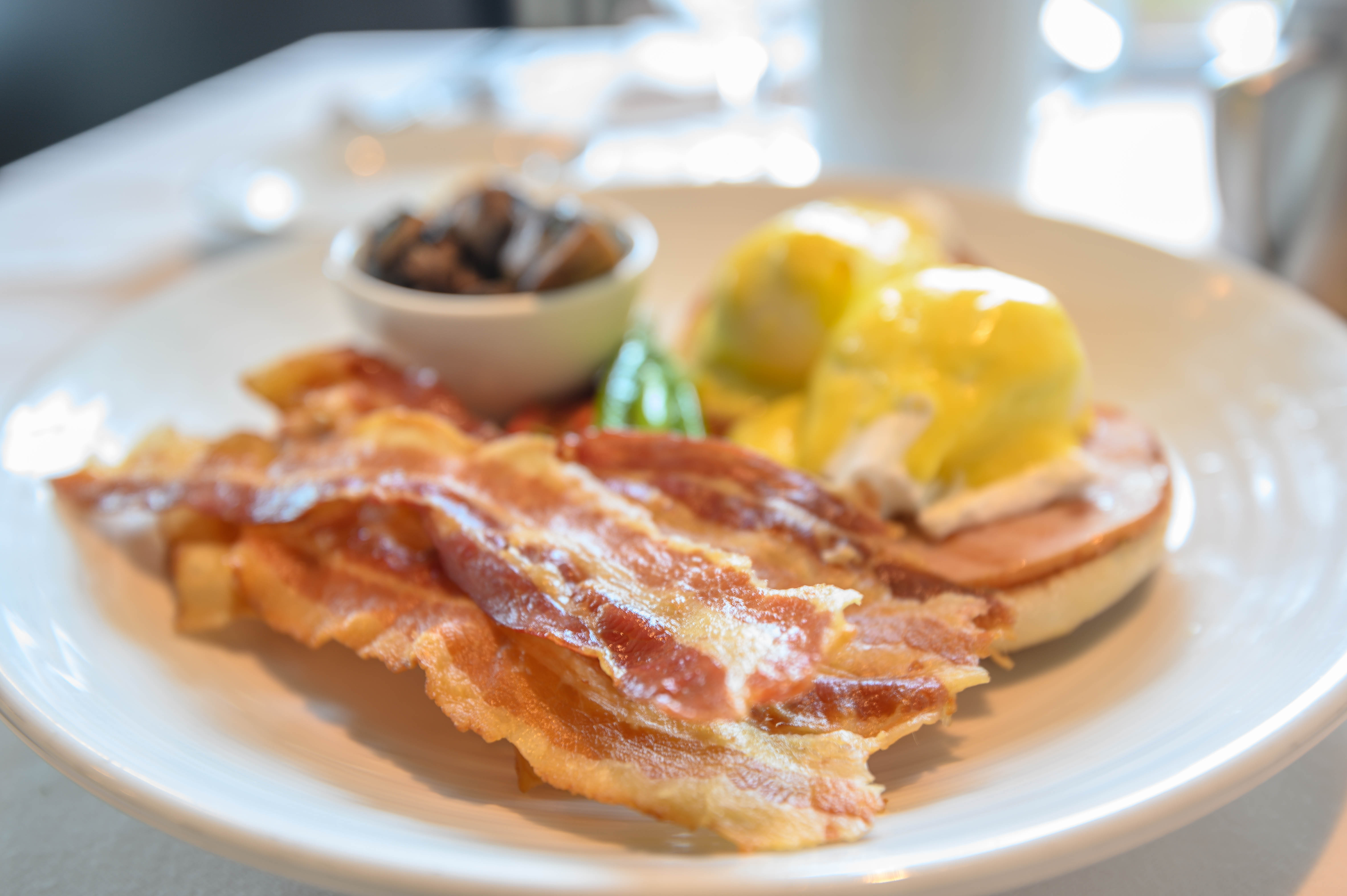 世界第一艘豪华邮轮,世界最大豪华邮轮首航