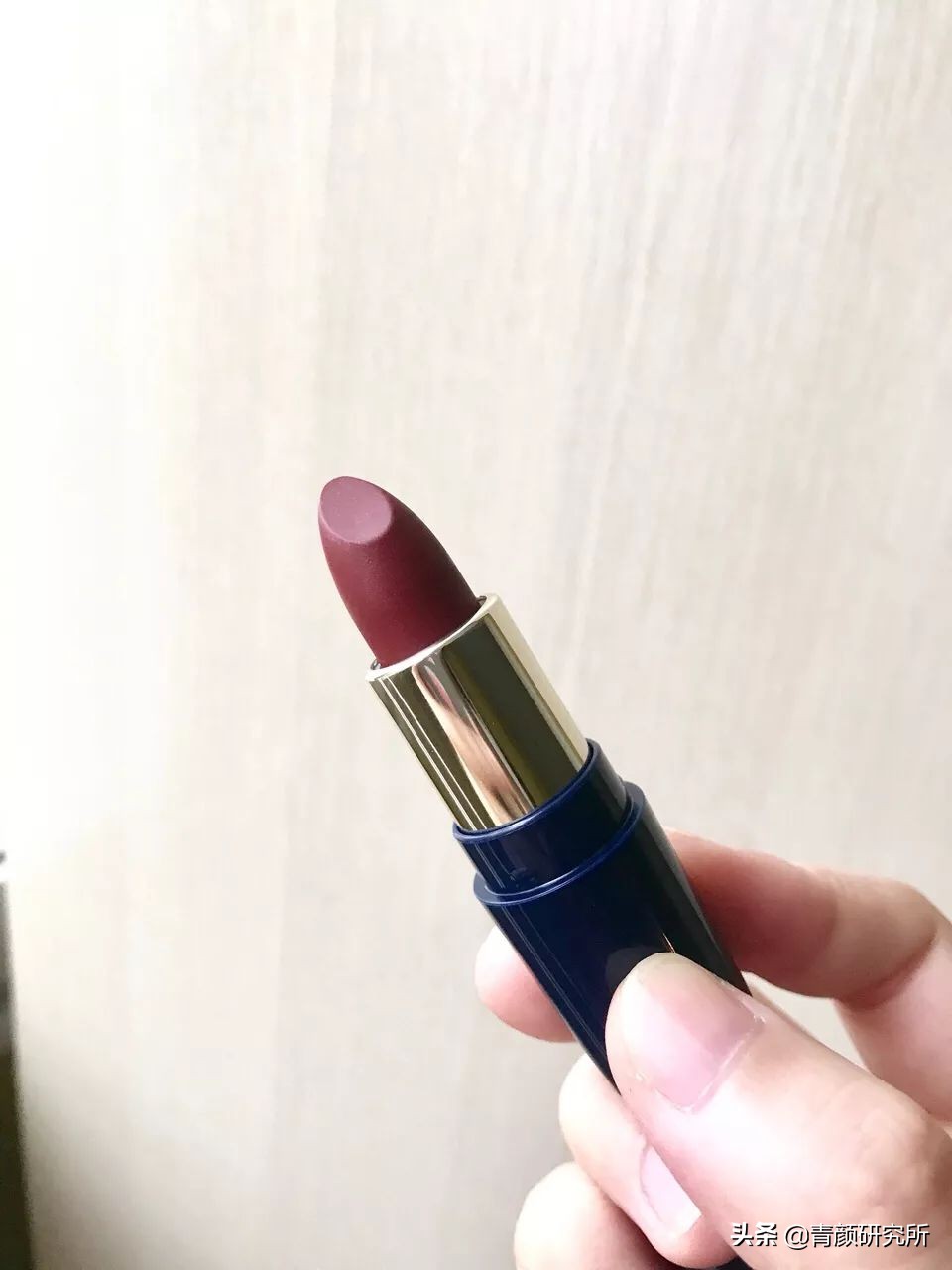 年末爱用大分享！质地与颜值并存，这7款平价口红，不吃土也能美
