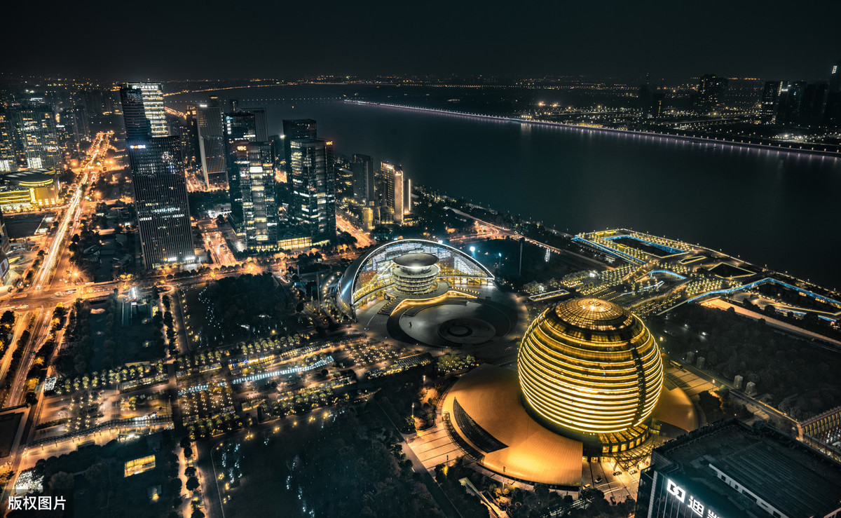 苏杭和杭州哪个适合旅游,苏杭和杭州是一个区吗