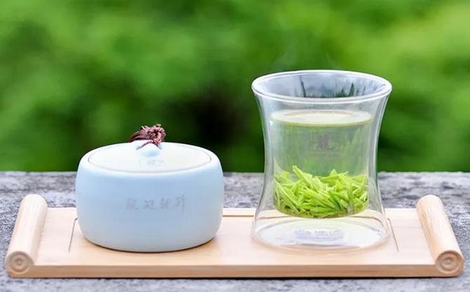 茶知识龙井推荐,西湖龙井的茶型介绍