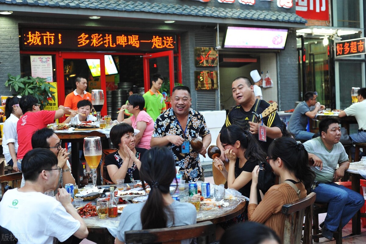 90后小夫妻做生意,90后做生意最基本的要注意什么